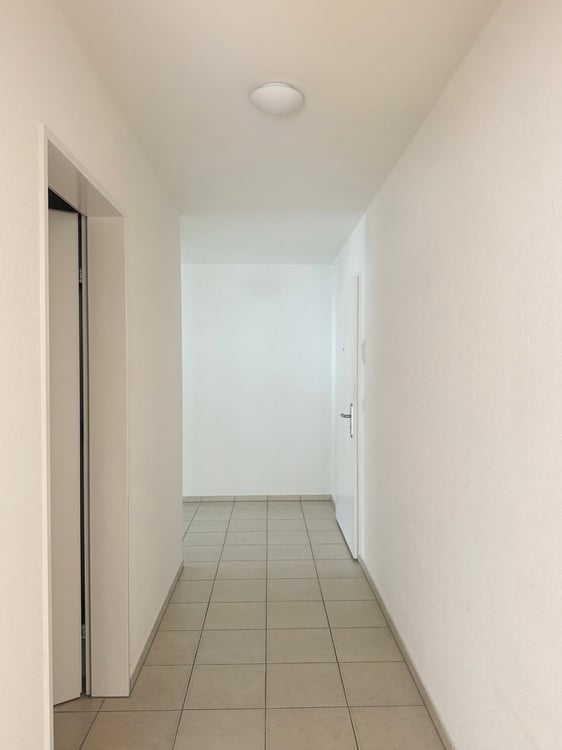 4.5-ZIMMERWOHNUNG MIT GROSSZÜGIGEM BALKON UND VIELSEITIGEN NEBENRÄUMEN 10
