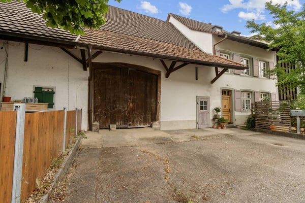 Charmantes Baselbieter Bauernhaus mit modernem Wohnkomfort! 1