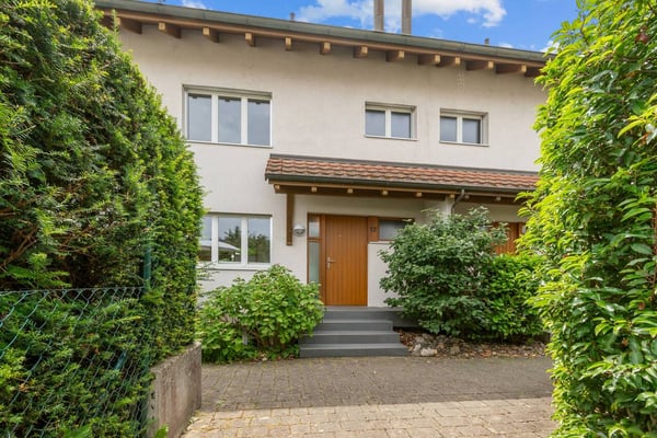 Familienfreundliches Reihenhaus an gut erschlossener Lage! 11