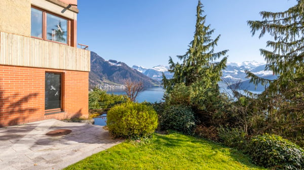 BEFRISTET: Architektenvilla mit traumhafter See-/Bergsicht 4