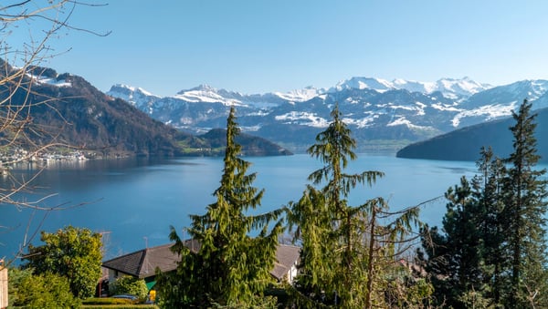 BEFRISTET: Architektenvilla mit traumhafter See-/Bergsicht 3