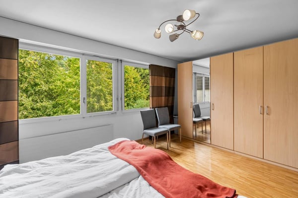 Familienfreundliches 7.5-Zimmer-Reihenhaus im STWE in Riehen! 8