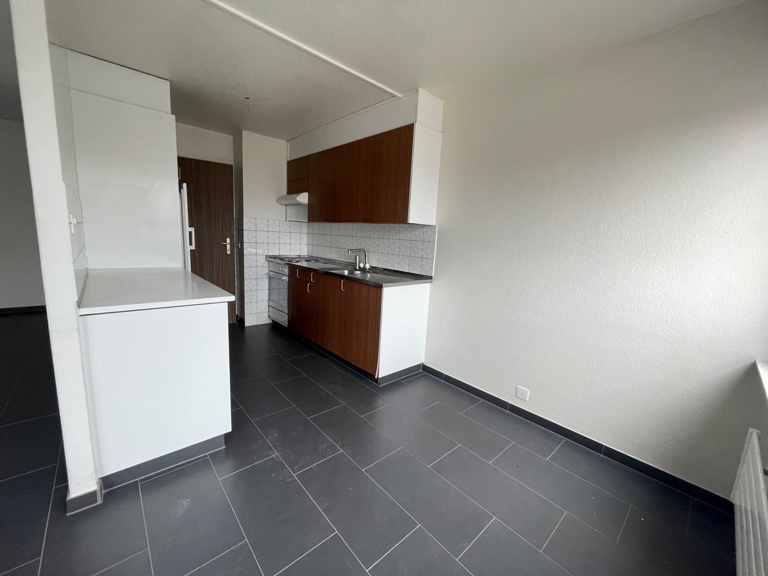 Bild BEAU LOGEMENT LUMINEUX PROCHE DE TOUTES COMMODITES