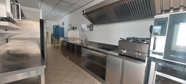 A LOUER - LOCAL COMMERCIAL / SHOP 3