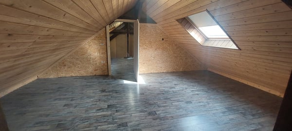 A LOUER - LOCAL COMMERCIAL / SHOP 5