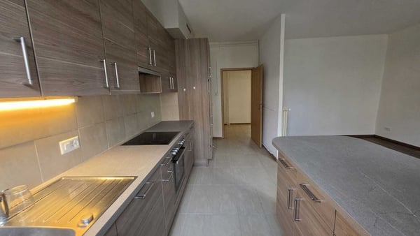 JOLI APPARTEMENT A LOUER 3