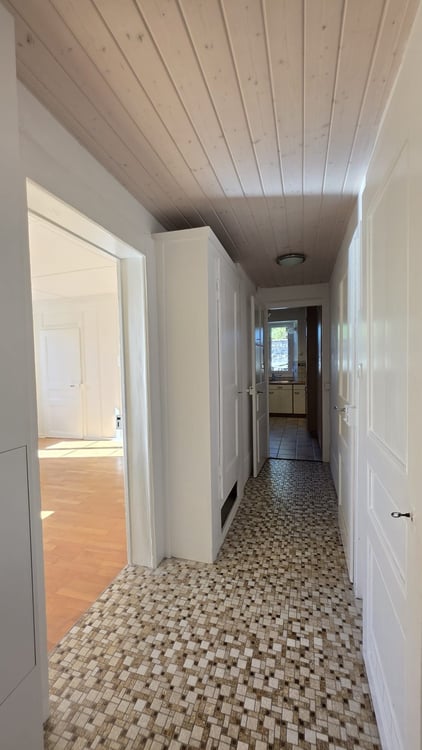 APPARTEMENT AVEC TERRASSE COMMUNE ET GARAGE 7