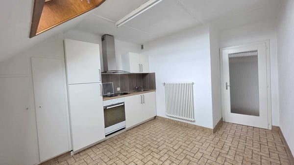 Joli 3 pièces avec balcon 2