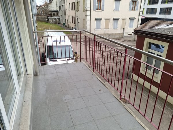 Superbe et grand appartement au centre-ville 9