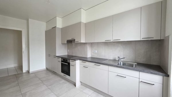 Bel appartement de 4 pièces lumineux 2