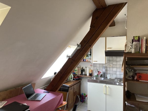 STUDIO MEUBLE AU CENTRE-VILLE 2
