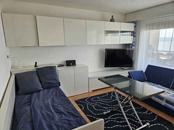 STUDIO - 1 pièce meublé situé au 3 étage 4