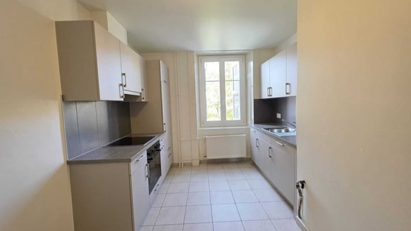 Joli appartement de 2 pièces proche des commodités 1