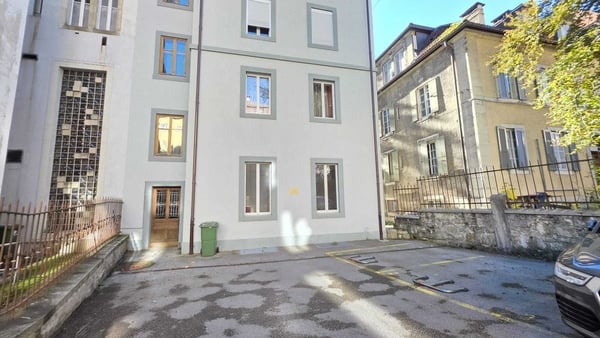 A louer bel appartement au Locle 11