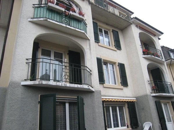 3 pièces avec balcons dans petite maison 12