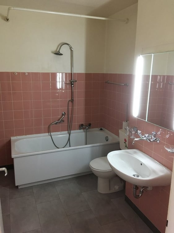 JOLI LOGEMENT AVEC BALCON 7
