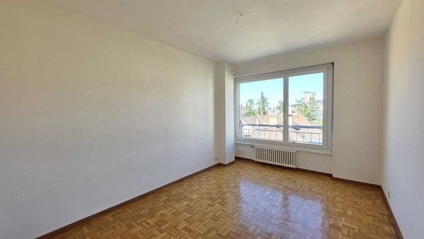 LOGEMENT RENOVE AVEC BALCON 5