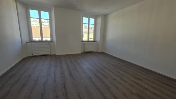 1 PIÈCES DE STANDING COMPLÈTEMENT RÉNOVÉ 8