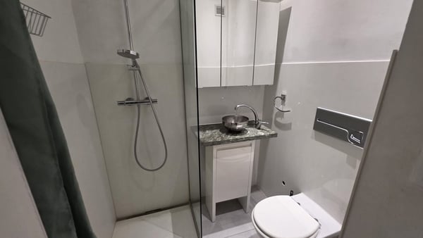 APPARTEMENT MEUBLÉ TOUT CONFORT 5