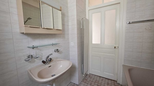APPARTEMENT 1 PIECES AVEC BALCON PROCHE DES COMMODITES 6