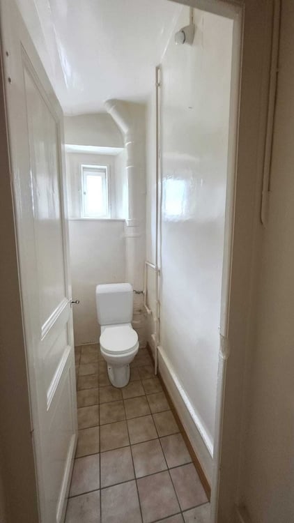 APPARTEMENT 1 PIECES AVEC BALCON PROCHE DES COMMODITES 7