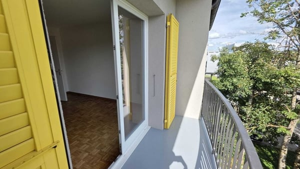 Joli appartement rénové avec balcon 9