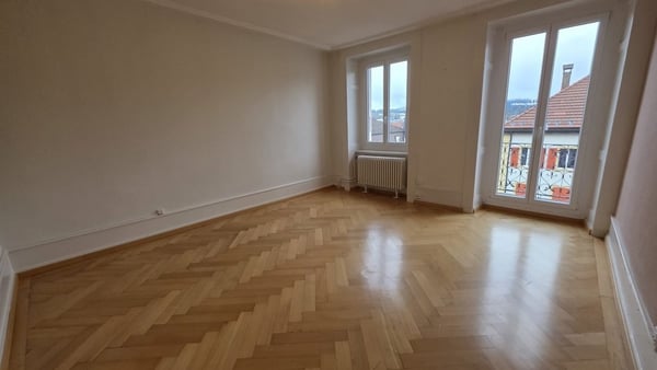 Joli logement à louer avec balcon 6