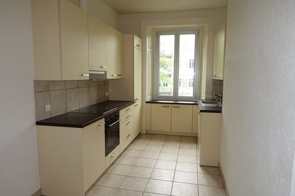 JOLI LOGEMENT AVEC BALCON 2