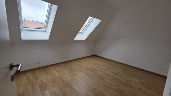 LOGEMENT NEUF DE 2024 DANS LES COMBLES AVEC ASCENSEUR 4