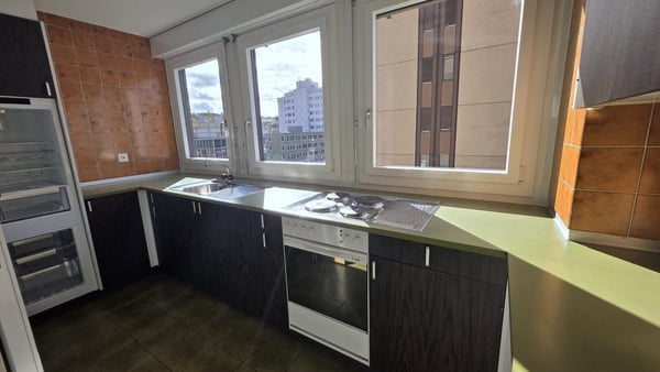 LOGEMENT IDEALEMENT SITUE AU CENTRE-VILLE 3
