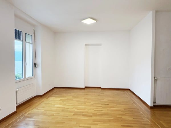 Appartement de 1.5 pièces avec terrasse au coeur de Montreux 2