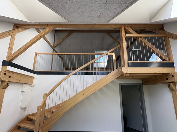 Belle surface commerciale de 106 m2 en duplex dans l'ancien arsenal à Bex 4