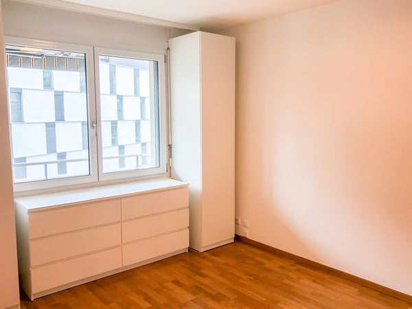 Joli appartement de 2,5 pièces situé proche du centre-ville et des commodités. 6