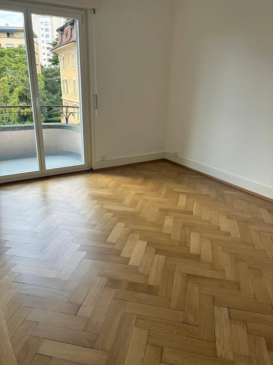 Bel appartement de 2 pièces entièrement rénové situé à Lausanne. 2