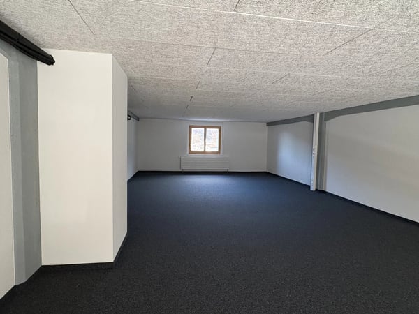 Grande surface commerciale de 140 m2 dans l'ancien arsenal à Bex 5