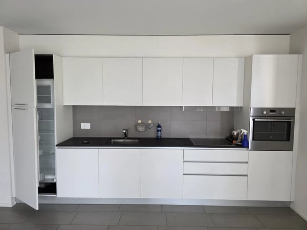 Superbe appartement de 3,5 pièces à proximité du centre-ville et à deux pas de la gare. 2