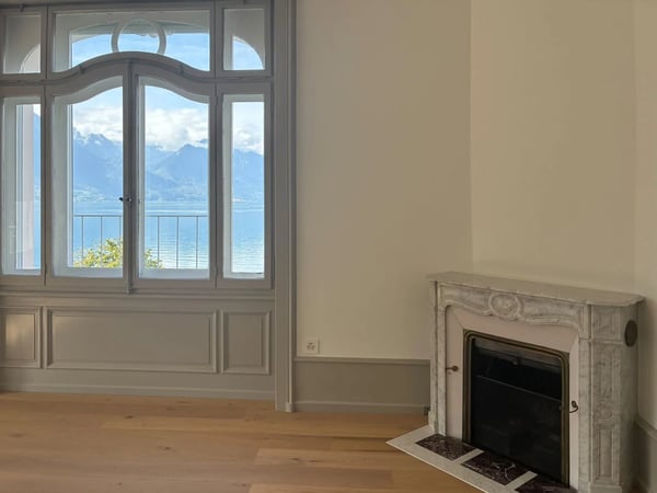 Exceptional, a life with feet in the water in the heart of Montreux 4