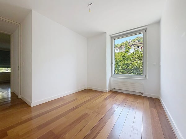 Superbe appartement lumineux, situé à deux pas du lac et du prestigieux Montreux Palace 7
