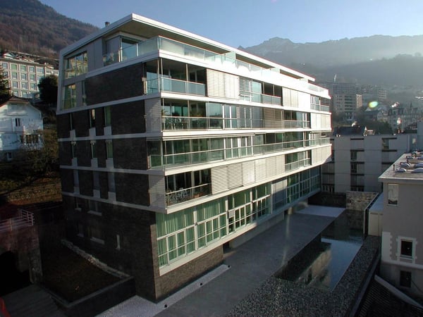 Superbe appartement lumineux, situé à deux pas du lac et du prestigieux Montreux Palace 2