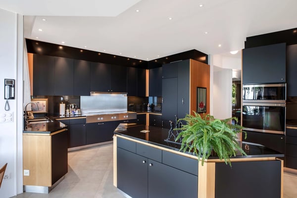 Propriété de Maître de 2 pièces avec piscine extérieure 6