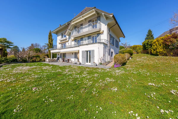 Charmante propriété avec une vue imprenable 3