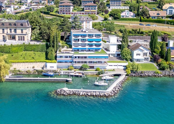 Aux portes de Vevey - Splendide appartement rénové avec place d'amarrage dans port privé 2