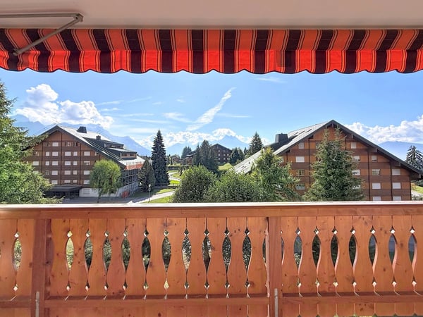 Bel appartement de 2 pièces avec magnifique vue 3