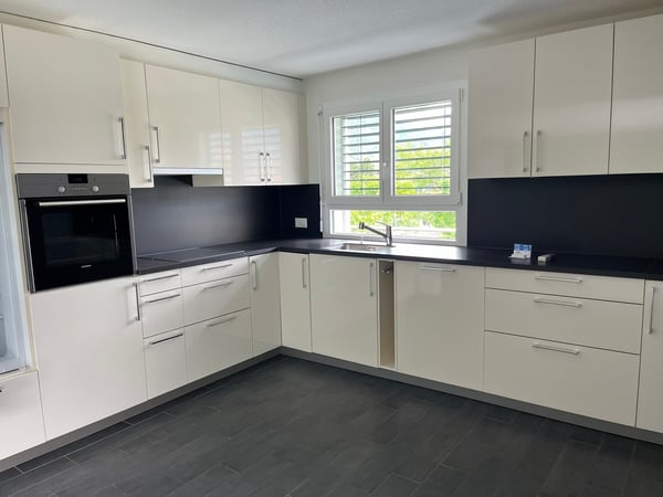 Spacieux appart. de 3.5 pièces avec très grande terrasse à Martigny 3