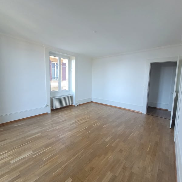 Appartement lumineux de 3.5 pièces avec balcon à Neuchâtel 6