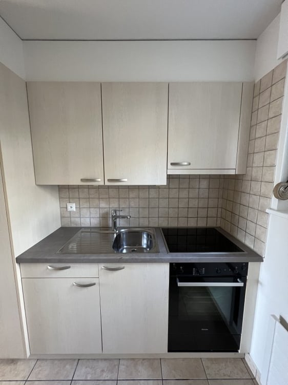 00211 - Appartement 1 pièces - Rue des Parcs 71 - NEUCHATEL 4