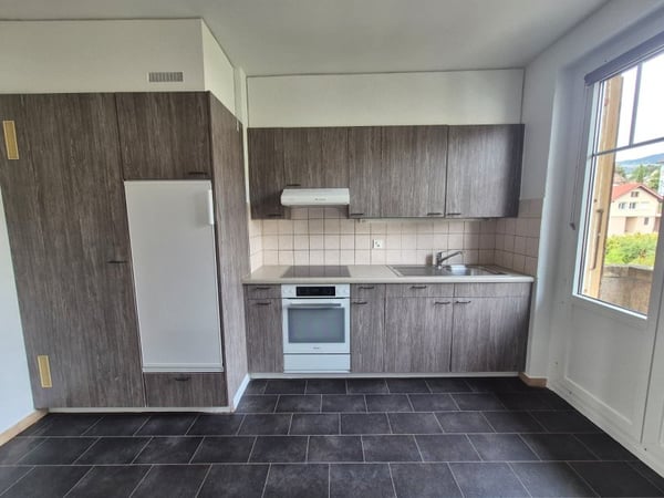 00008 - Appartement 3 pces - Av. Soguel 13 A - CORCELLES NE 8