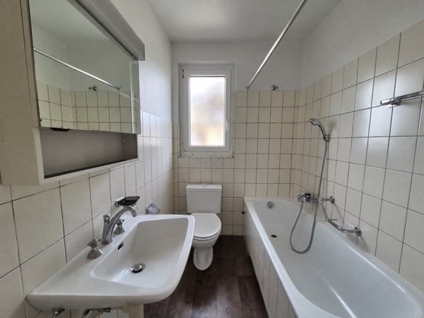 00008 - Appartement 3 pces - Av. Soguel 13 A - CORCELLES NE 9