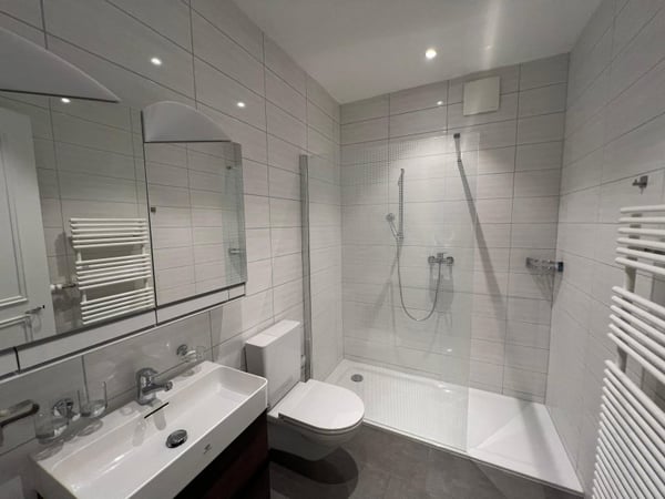 00231 - Appartement 2 pièces - Rue de L'Evole 19 - NEUCHATEL 5