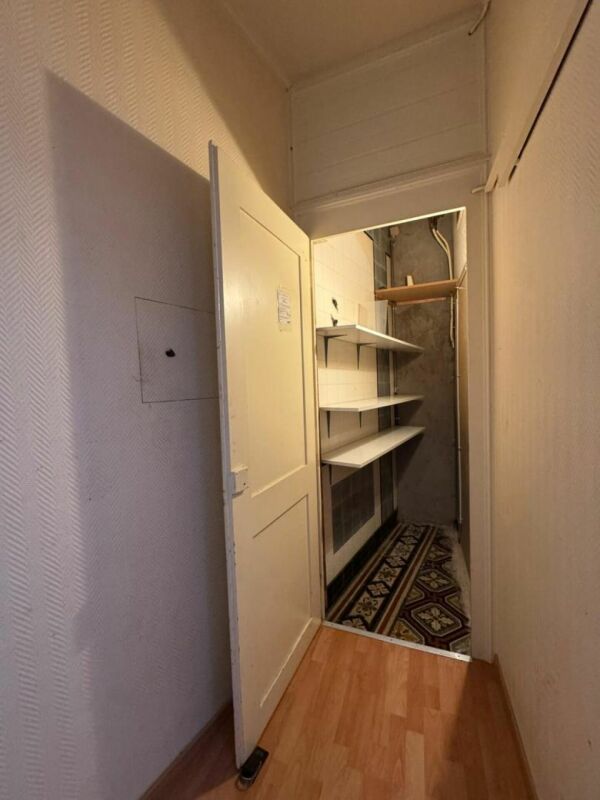 Arcade/Vitrine/Boutique 57 m2 à Ste-Croix